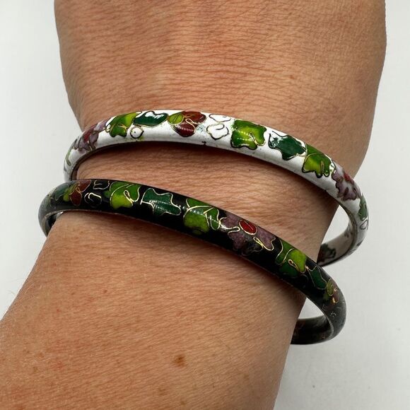 You pick! White or black floral cloisonne bangle bracelet, size 8.5! - Picture 5 of 15